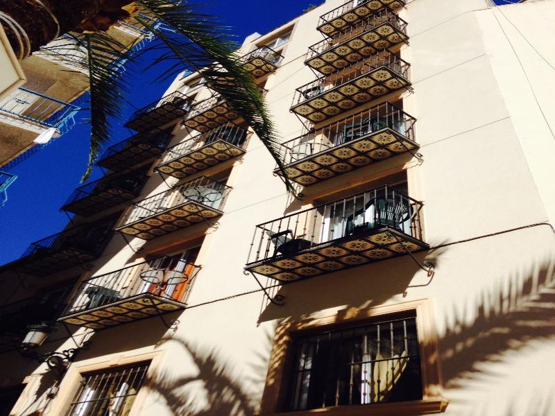 Hotel Queens - Adults Only Benidorm Exterior photo